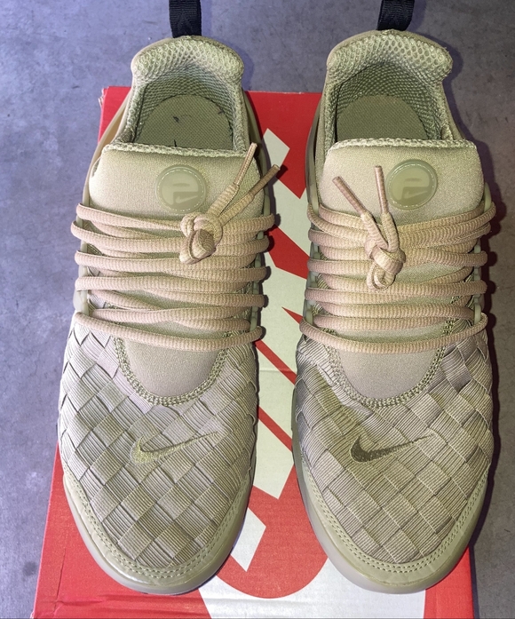 Nike Men's Athletic Shoes Olive/Tan Woven Low Top